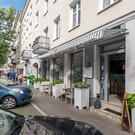 Poznanska P&o * Warsaw