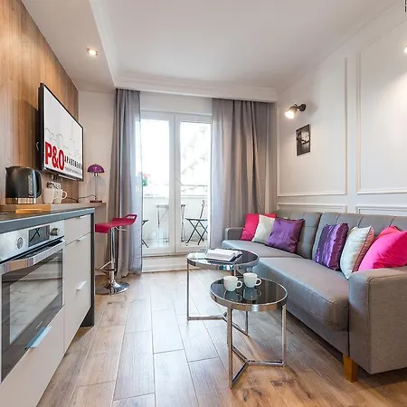 Poznanska P&o * Βαρσοβία