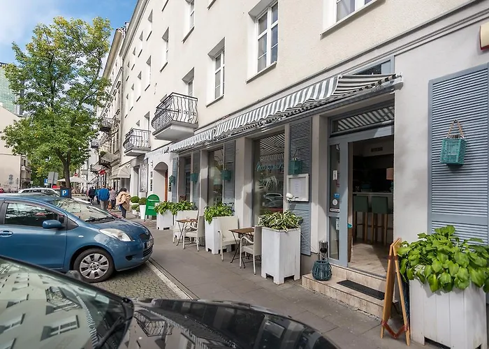 Poznanska P&o * Warsaw